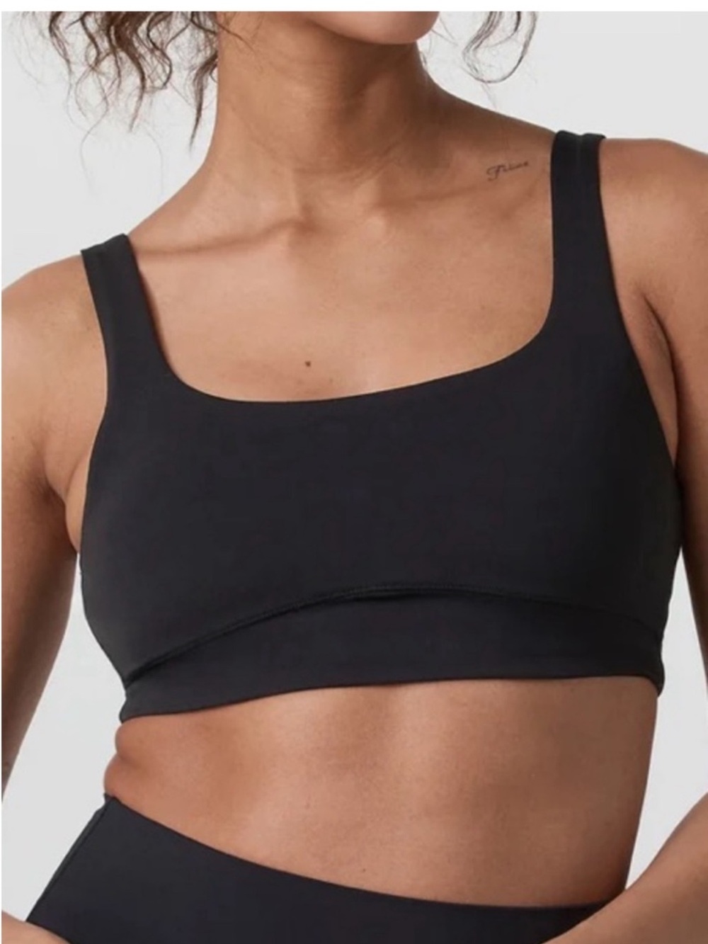 Vuori all the feels sports bra black vw1231 - Picture 2 of 5